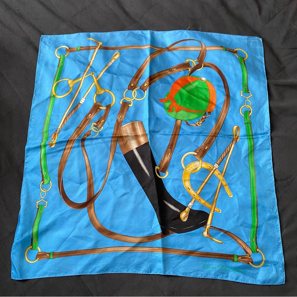 Lauren Ralph Silk Scarf 20”x21”
(May A-4)